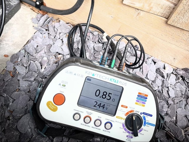 Screenshot electric car charging point installation Berkshire